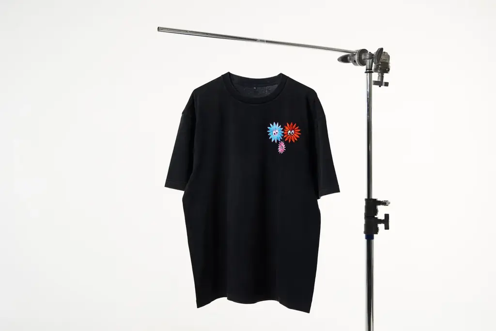 視線入力デザインのチャリティアパレル「01 BORDERLESS WEAR」新作公開 画像 15
