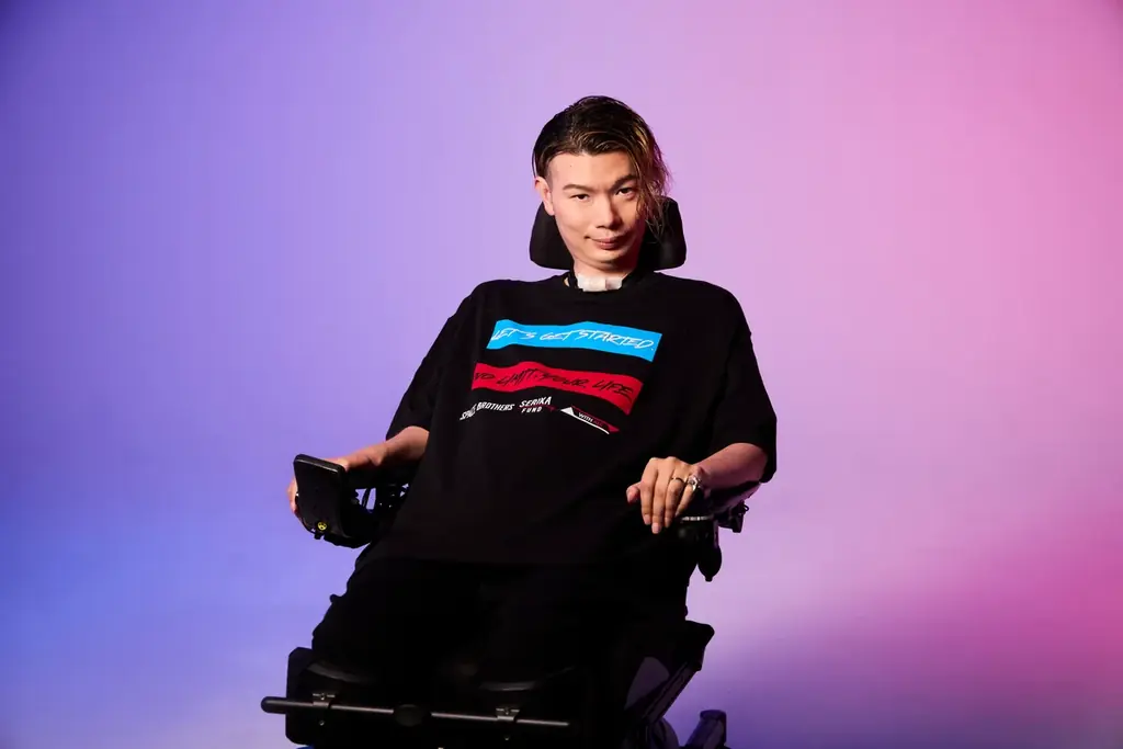 視線入力デザインのチャリティアパレル「01 BORDERLESS WEAR」新作公開 画像 6