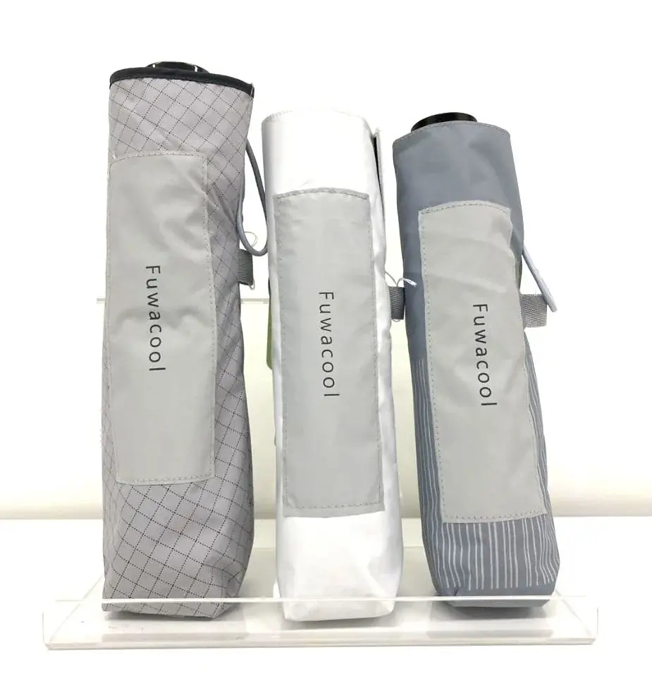 【横浜高島屋】 暑さ対策に性別なし！拡大するメンズ日傘のトレンドカラーホワイトやペールブルーなど約1,200本の傘が集結！雨の日も室内で涼しさを体験できる 「遮熱体感機」も 登場！ 画像 4