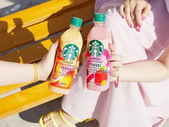 「フルーツ×ティー×ミルク」を組み合わせたセブン‐イレブン限定ドリンク！新シリーズ「スターバックス® FRUITY CHEERS™ TORORI」誕生 画像 4