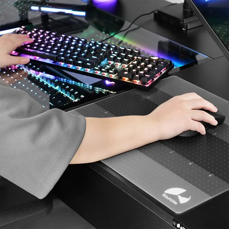 “デバイス愛”を可視化！電動昇降デスク用天板に、ガラス天面＆大容量引き出しを備えた『ショーケースタイプ』が新登場！ 画像 8