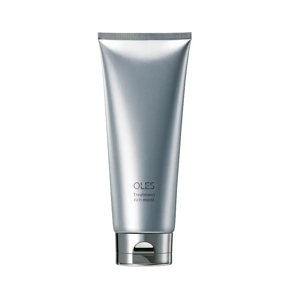 水を一滴も配合しないプレミアムヘアケアブランド『OLES（オーレス）』、初の百貨店POP UP STOREを髙島屋横浜店で開催。ブランド誕生1周年記念キャンペーンも実施。 画像 5