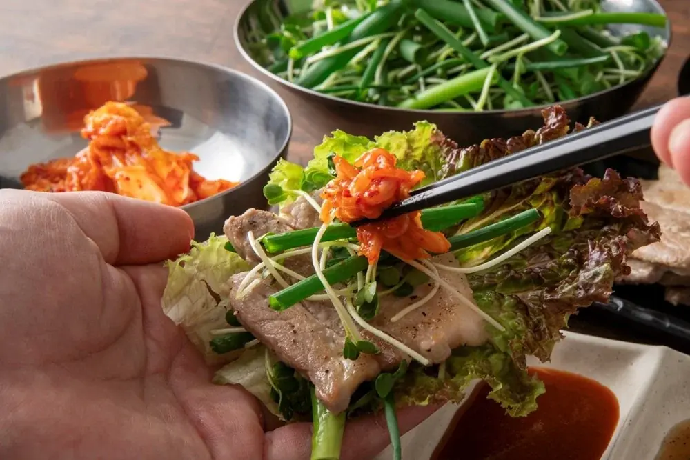 【焼肉、寿司食べ放題！すたみな太郎】6/12（金）～韓国フェア！肉も野菜も好きなものを好きなだけ！焼肉を野菜と一緒にモリモリ、チヂミに、ヤンニョムチキンに、スンドゥブチゲ他食べ放題！ 画像 4