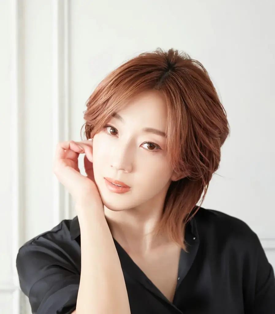 【NHKカルチャー】舞台を生きた人と、舞台を見続けた人。俳優・紅ゆずるさん×ゴールデンボンバー・歌広場淳さんの対談を開催します。 画像 2