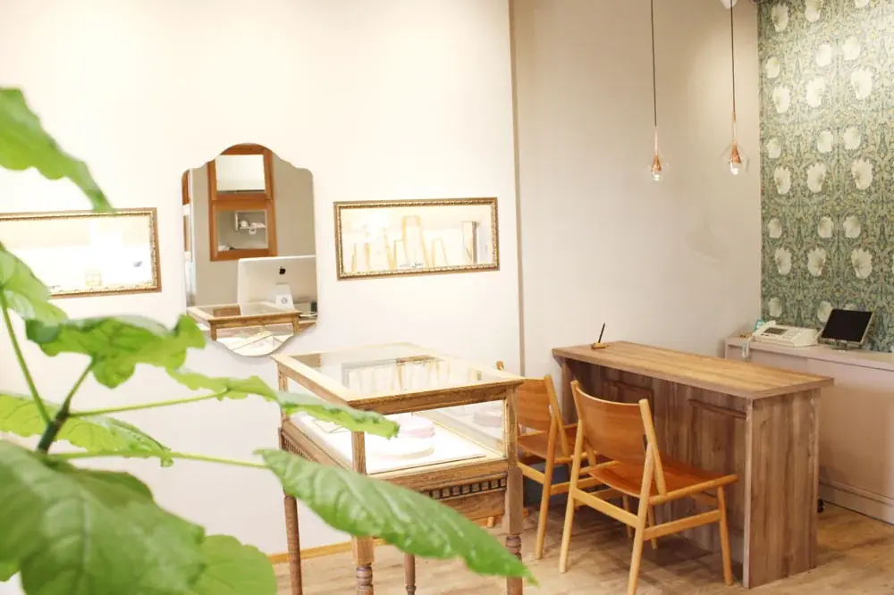 愛知県豊橋市の姉妹ジュエリー店「Littluz -リトルス-」が10周年　人生の節目に寄り添うオーダージュエリーを届け続けて 画像 5