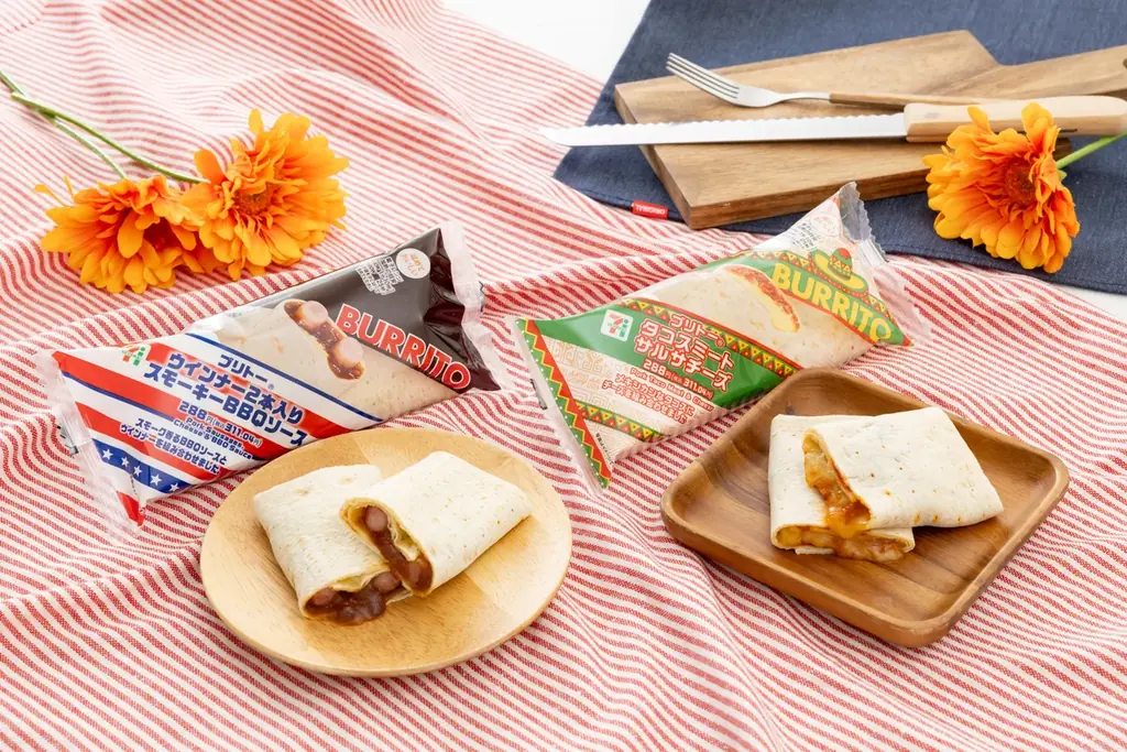 ガッツリ系アメリカンな味わいの「ブリトー ウインナー2本入り スモーキーBBQソース」と旨辛なメキシコ料理をイメージした「ブリトー タコスミートサルサチーズ」が6月10日（水）より新登場！ 画像 1