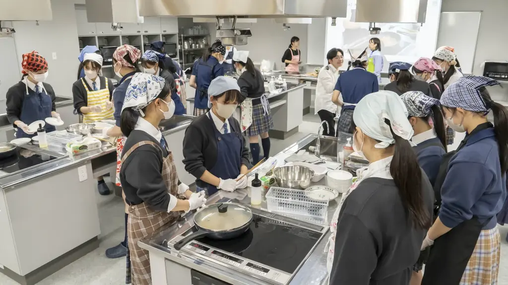 【事後レポート】オイシックス・ラ・大地が品川女子学院で特別授業を実施　「食」を切り口に社会課題とビジネスのつながりを学び、28歳の自分のあり方を考える 画像 11