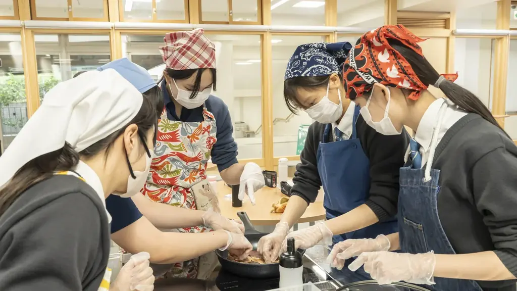 【事後レポート】オイシックス・ラ・大地が品川女子学院で特別授業を実施　「食」を切り口に社会課題とビジネスのつながりを学び、28歳の自分のあり方を考える 画像 12