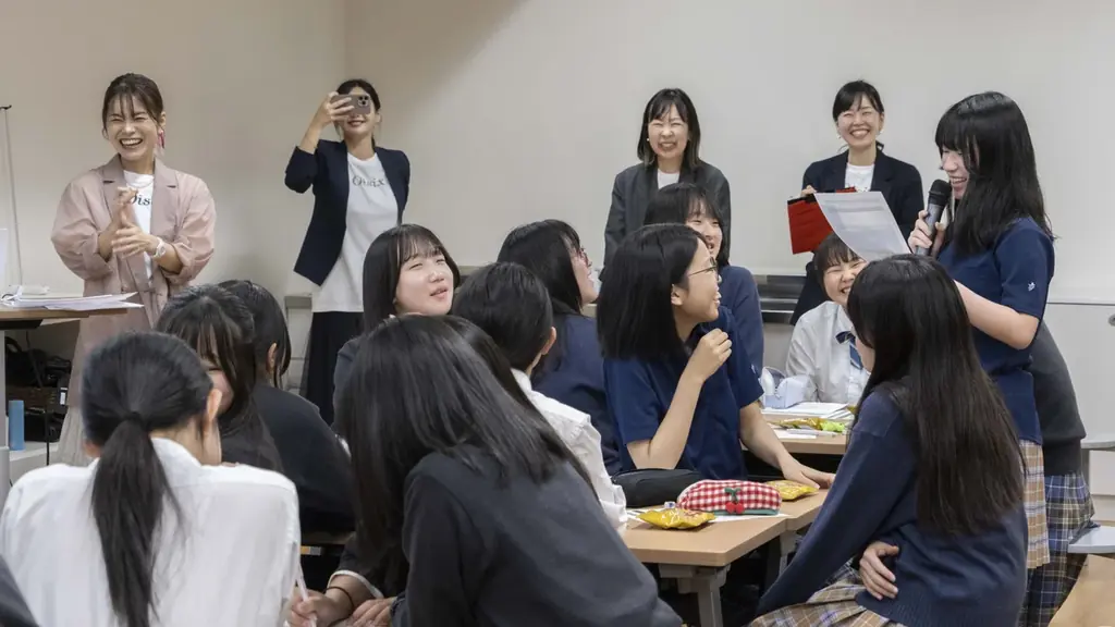 【事後レポート】オイシックス・ラ・大地が品川女子学院で特別授業を実施　「食」を切り口に社会課題とビジネスのつながりを学び、28歳の自分のあり方を考える 画像 8