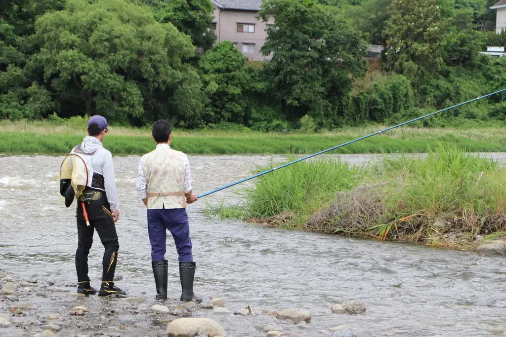 三田村邦彦が清流に恵まれた和歌山・かつらぎ町へ｜初夏の風物詩・あゆ釣りに始まり、三田村大絶賛のスパイス、至高のビールを堪能！最後はピザづくり？！ 画像 2
