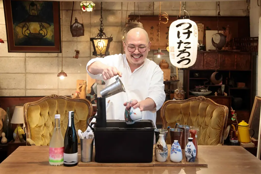 熱燗DJつけたろう × おふろcafe コラボイベント。大宮utataneと熊谷ハレニワの湯にて、埼玉の地酒を楽しむ「おふろsakeナイト」2days開催 画像 2