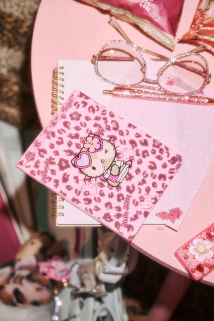AAA 宇野実彩子プロデュース「LAVANDA × HELLO KITTY」第2弾、青春を彩るアイテムを発売 画像 9