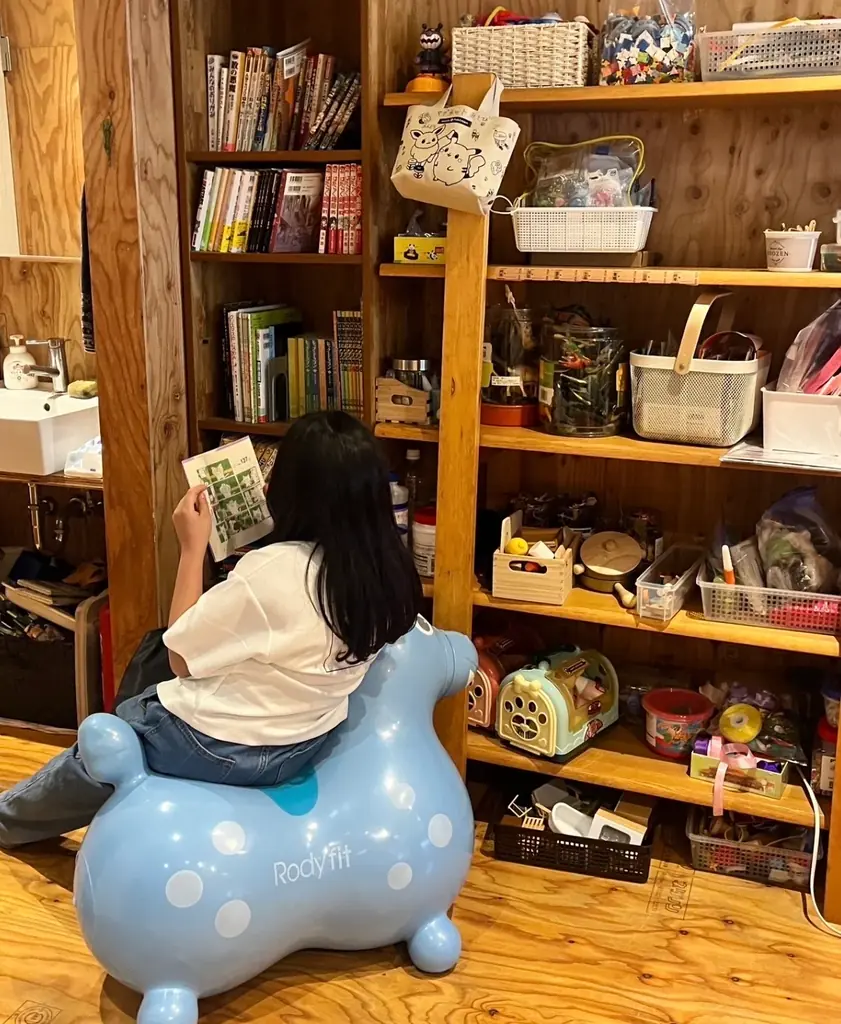 不登校の子どもは、増えている。居場所も、増えている。なのに、子どもに届いていない。——公認心理師・鰐渕遊太著「アンペアの足りない世界」シリーズ第3弾、2026年6月発売。 画像 2