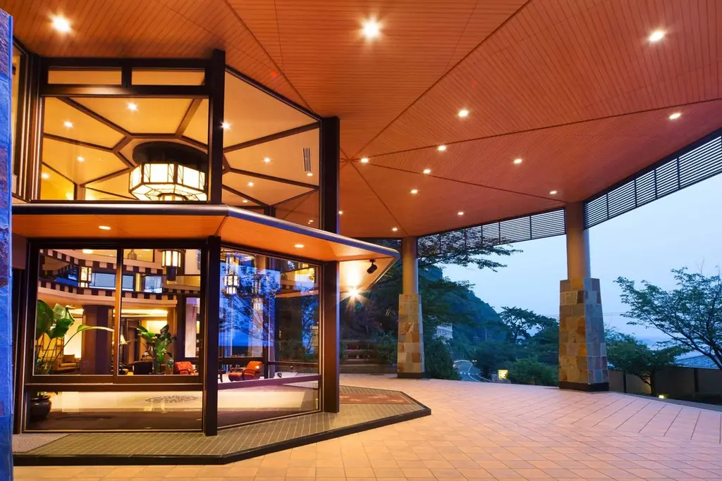 東伊豆【海を見晴らす絶景温泉】夏旅にうれしい♪おもてなし登場。 焼きたてクレープ、夕涼み風鈴テラス、浴衣で花火☆ 画像 14
