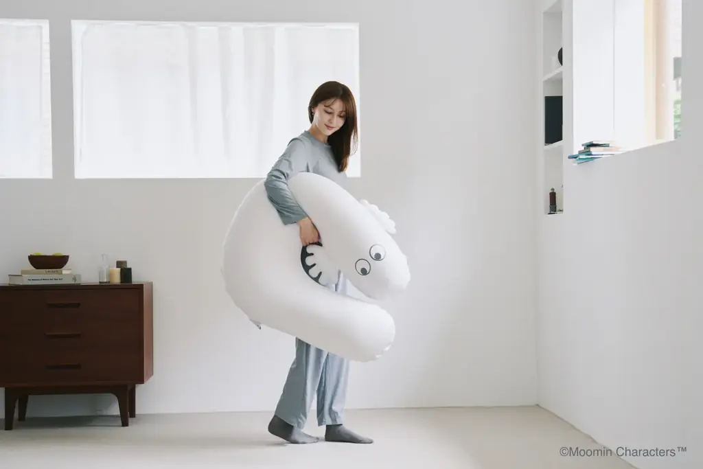 MOOMINとYogiboのコラボレーション、シリーズへ。ビンテージパターンの「Yogibo Max」と、ニョロニョロデザインの「Yogibo Support」が登場 画像 12