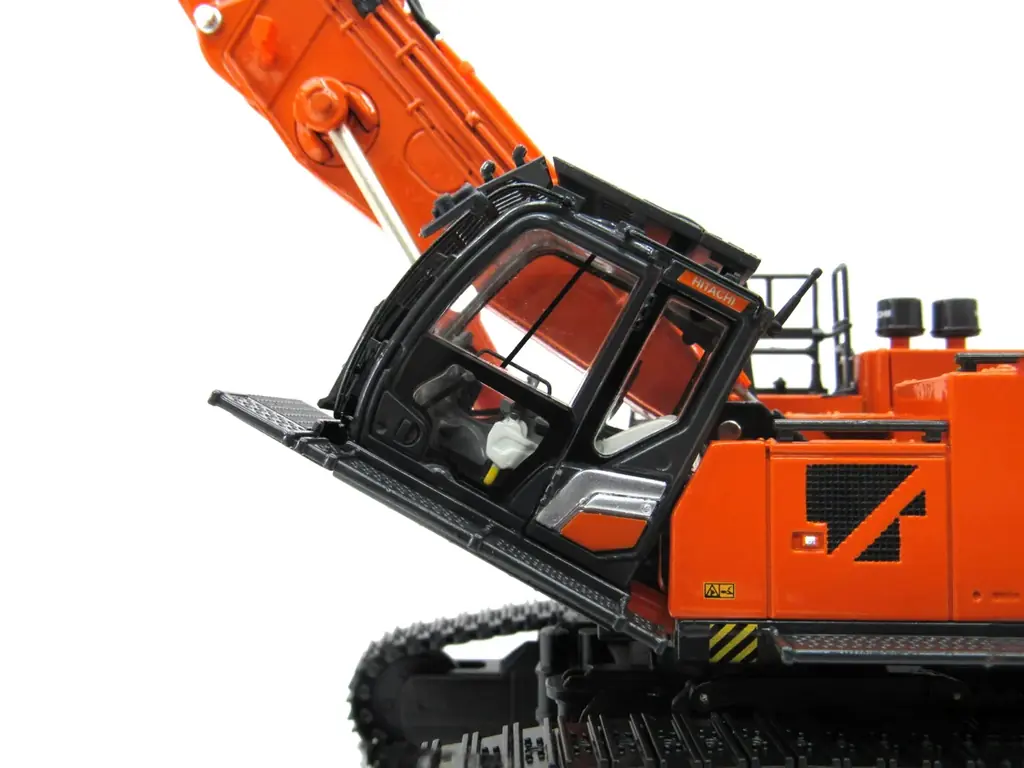 日立建機日本、数量限定「ZX1100K-7 マルチブーム解体仕様機」ミニチュアモデルを発売 画像 5