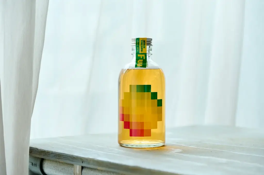世界初のクラフトジン梅酒「Yii」のミニボトルを新発売！酷暑日を乗り切るのにぴったりな和歌山県発のクラフト梅酒 画像 3