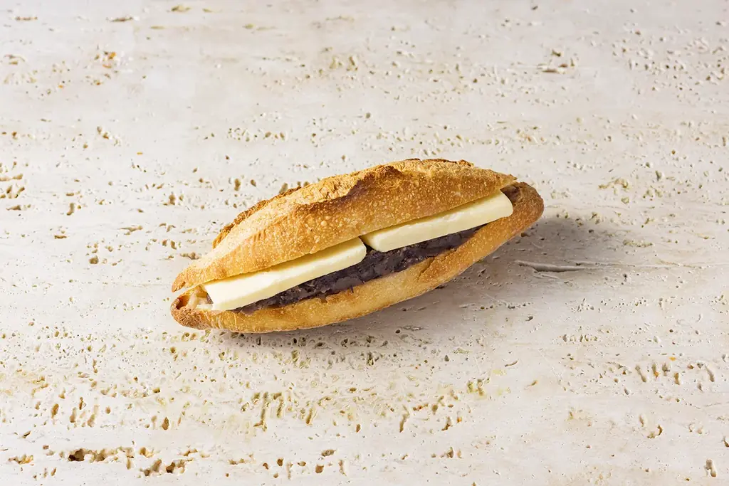 小麦のうまみを楽しむパン「D.baguette by parigot & DIA」　　オープンから約2ヶ月、売切続出で販売個数制限を変更 画像 10