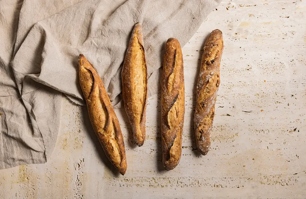 小麦のうまみを楽しむパン「D.baguette by parigot & DIA」　　オープンから約2ヶ月、売切続出で販売個数制限を変更 画像 4