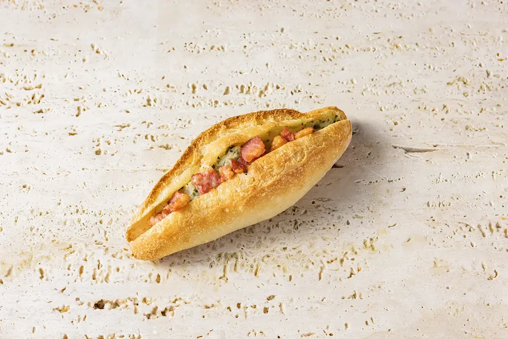 小麦のうまみを楽しむパン「D.baguette by parigot & DIA」　　オープンから約2ヶ月、売切続出で販売個数制限を変更 画像 9