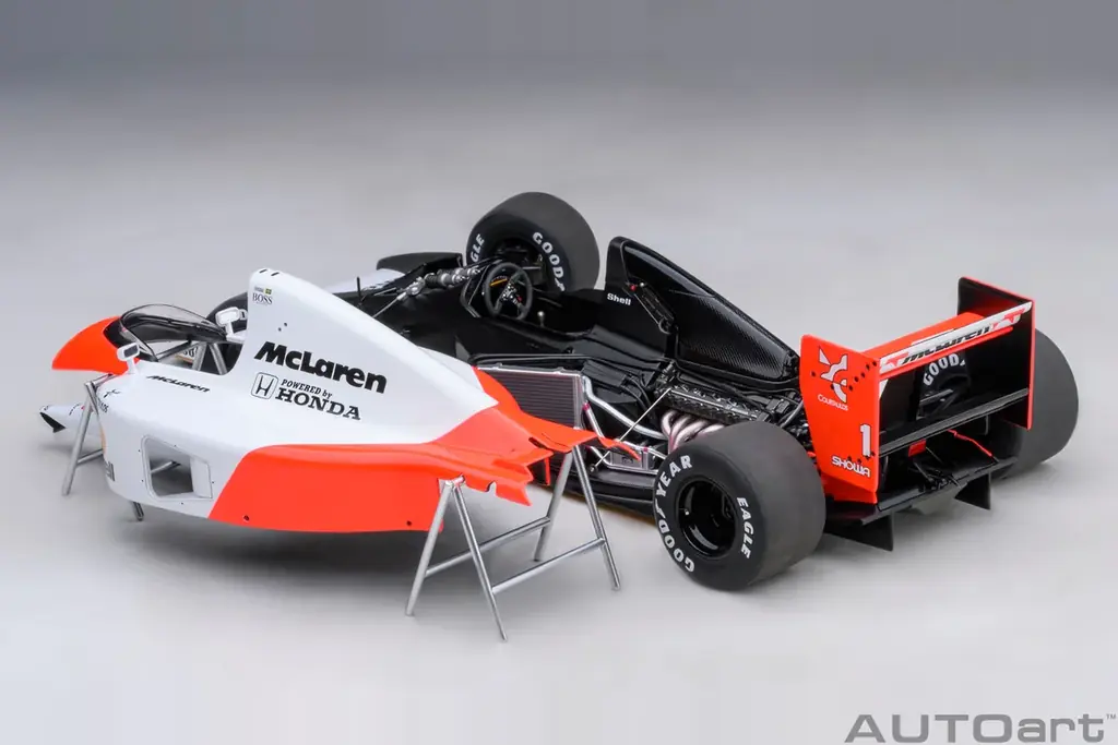 多くのファンからのリクエストに応え、AUTOart「マクラーレン ホンダ MP4/6（アイルトン・セナ）」の再販が決定。 画像 4