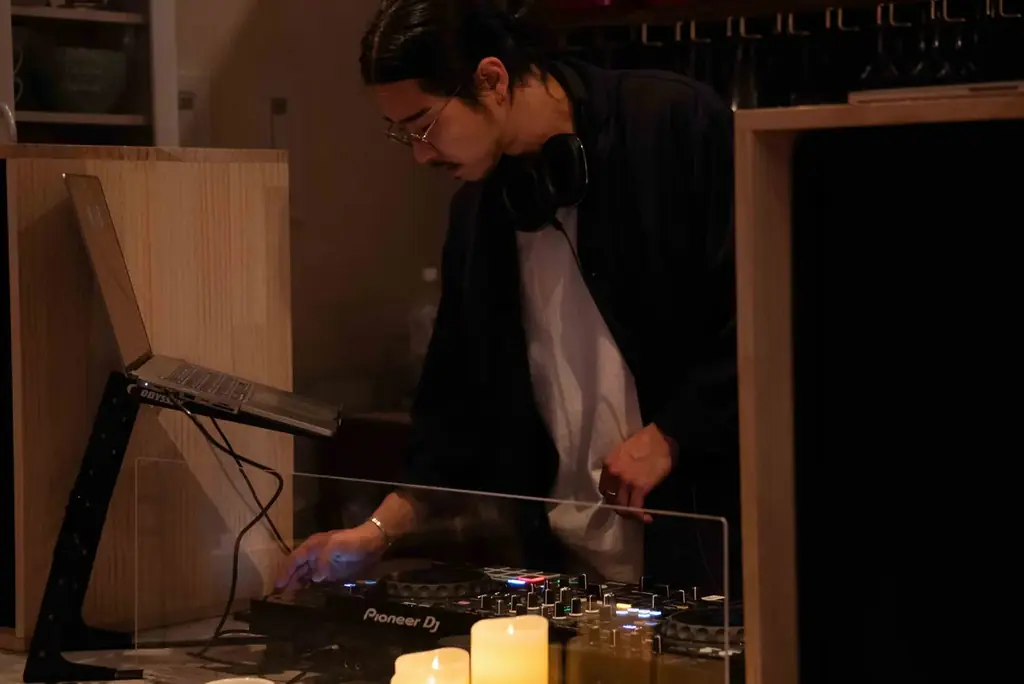 おふろcafe utataneで、白夜をイメージした夜更かし体験やモルック大会など北欧の「夏至祭」を体験できるイベントを開催します 画像 7