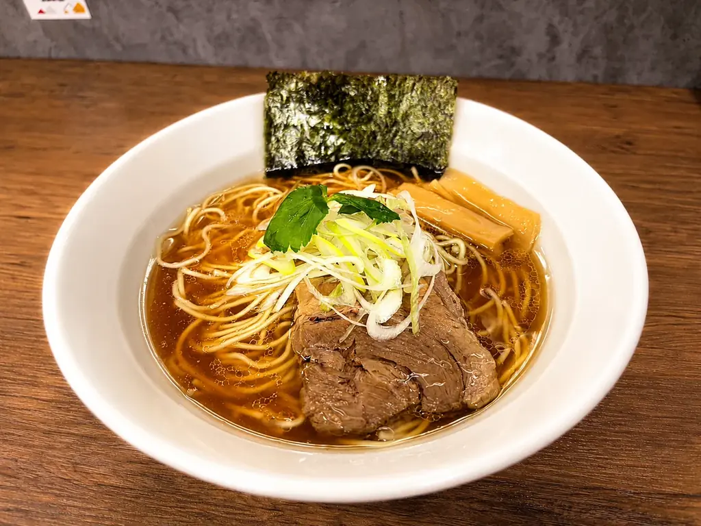 温浴施設の集客を変える「監修サ飯ラーメン」プロデュース開始｜第1弾 おふろの王様 町田店×SUSURU TV.（6/26 風呂の日発売） 画像 2