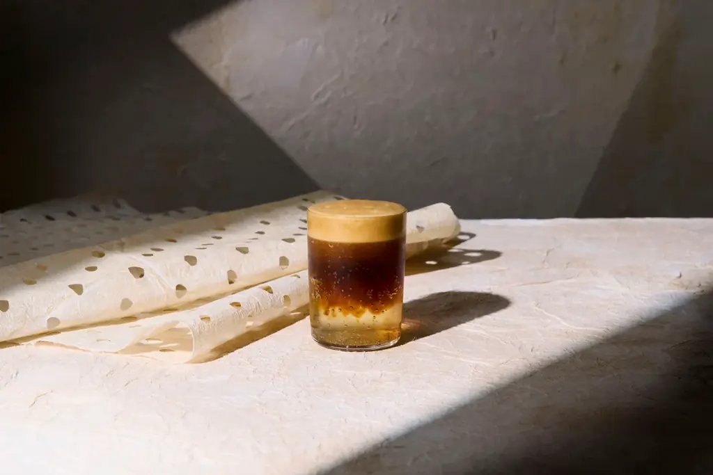 ブルーボトルコーヒー、アイスエスプレッソドリンクの常識を刷新。京都のウォータードリップ文化に着想を得た「Kyoto-Style Espresso」が新たに登場 画像 4