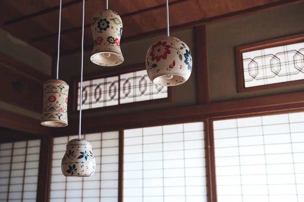 伝統工芸「こけし」が暮らしに寄り添う照明に。Sony Design×桜井こけしによる共創作品『灯るこけし』の照明製造を村上工作所が担当 画像 6