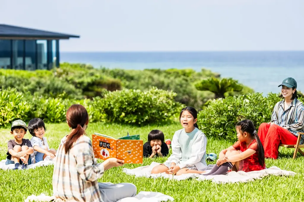 【バンタカフェ】潮風が抜ける崖の上に「海風ブックガーデン」が誕生！うちなんちゅが選んだ100冊に出会う秋のイベント「よんなーBOOK days」開催 画像 5