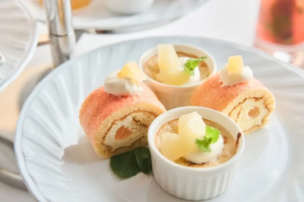 【六本木】極上の桃スイーツを味わうご褒美アフタヌーンティーが期間限定で登場！ 画像 4