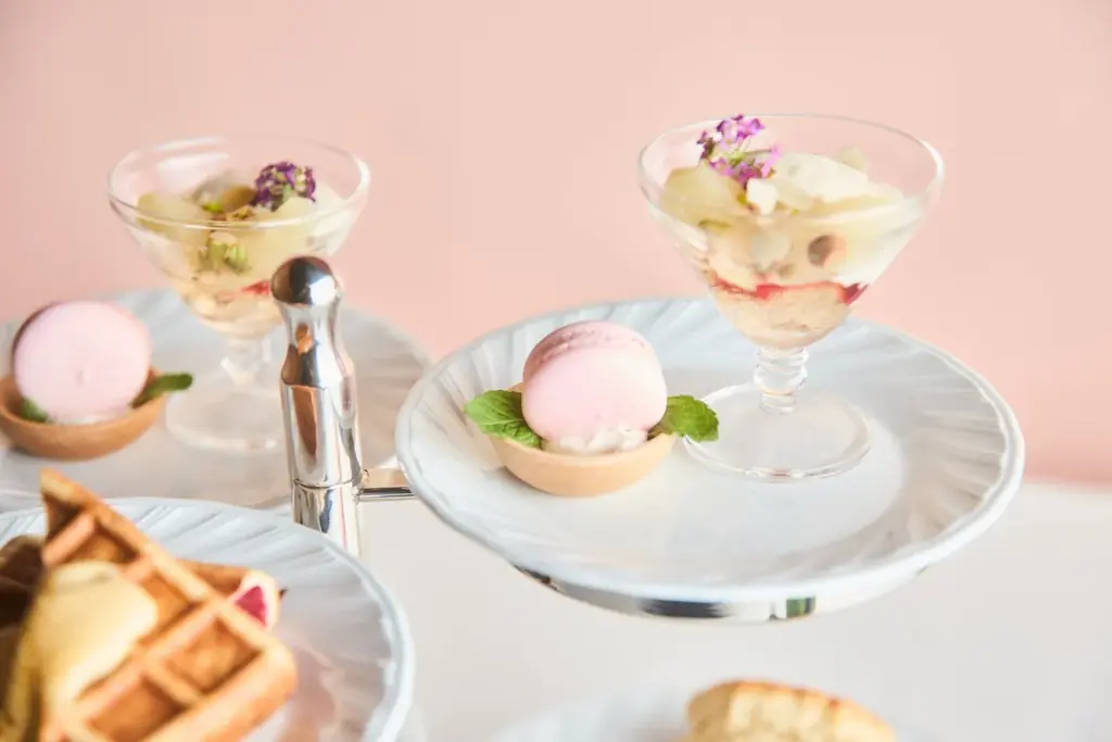 【六本木】極上の桃スイーツを味わうご褒美アフタヌーンティーが期間限定で登場！ 画像 5