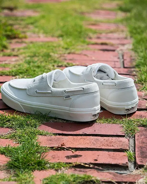 国内ではDOORSのみの限定展開。Vansからスタイリッシュな足元を演出する「EXCLUSIVE 2-ELT BOAT SHOES」が6月19日(金)発売 画像 3