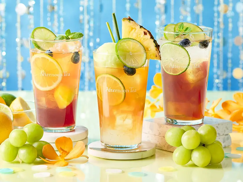【Afternoon Tea】白桃が華やかに香る「白桃とラズベリーのブランマンジェパフェ」や白桃のミニパフェも選べる「アフタヌーンティーセット」など新作スイーツ＆ティー 画像 4