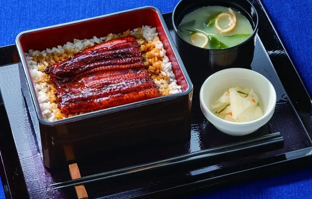 創業当時の“初代和風さらだうどん”が復刻！父の日に合わせ、ビールやご家族で楽しめるキッズメニューのクーポンが半額！ 画像 12