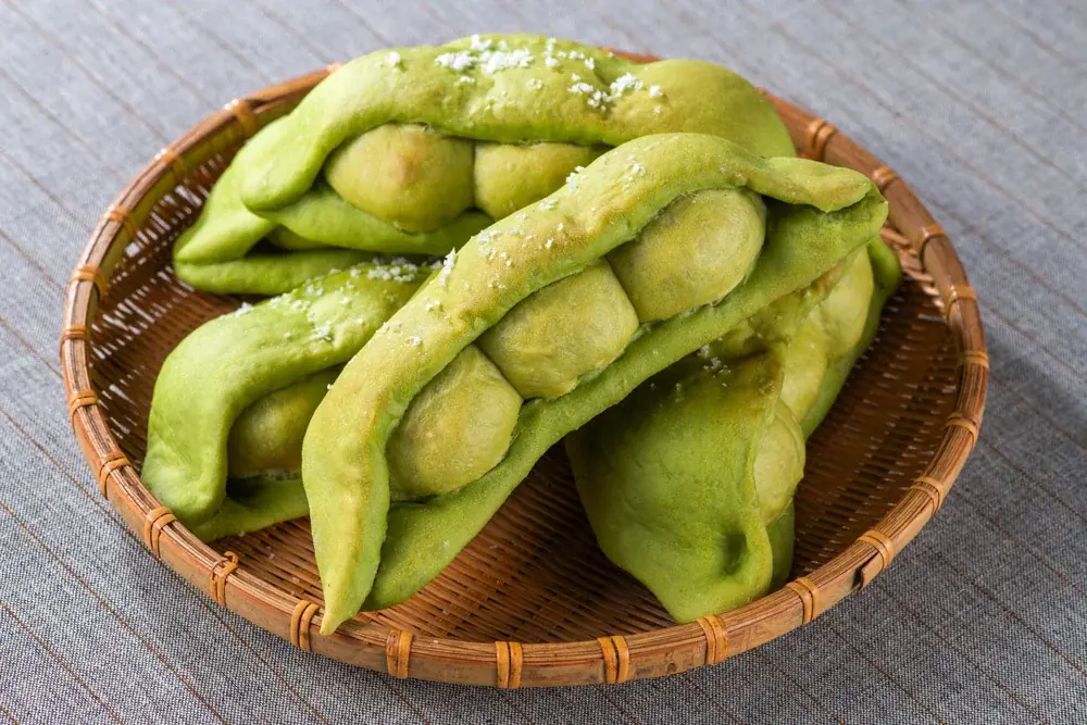 7月1日から販売｜まるごと！くろさき茶豆パン