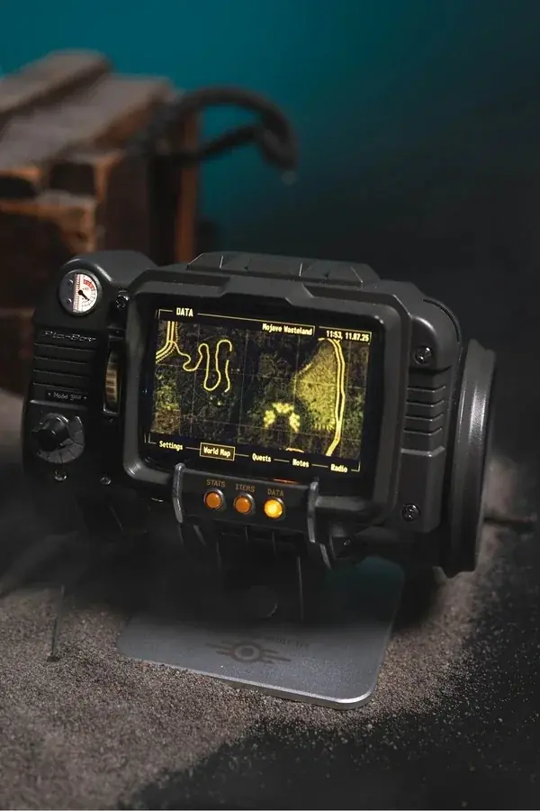 装着・操作可能！Falloutより Pip-Boy 3000を、完全再現したオフィシャルレプリカ6月19日より発売開始！ 画像 3