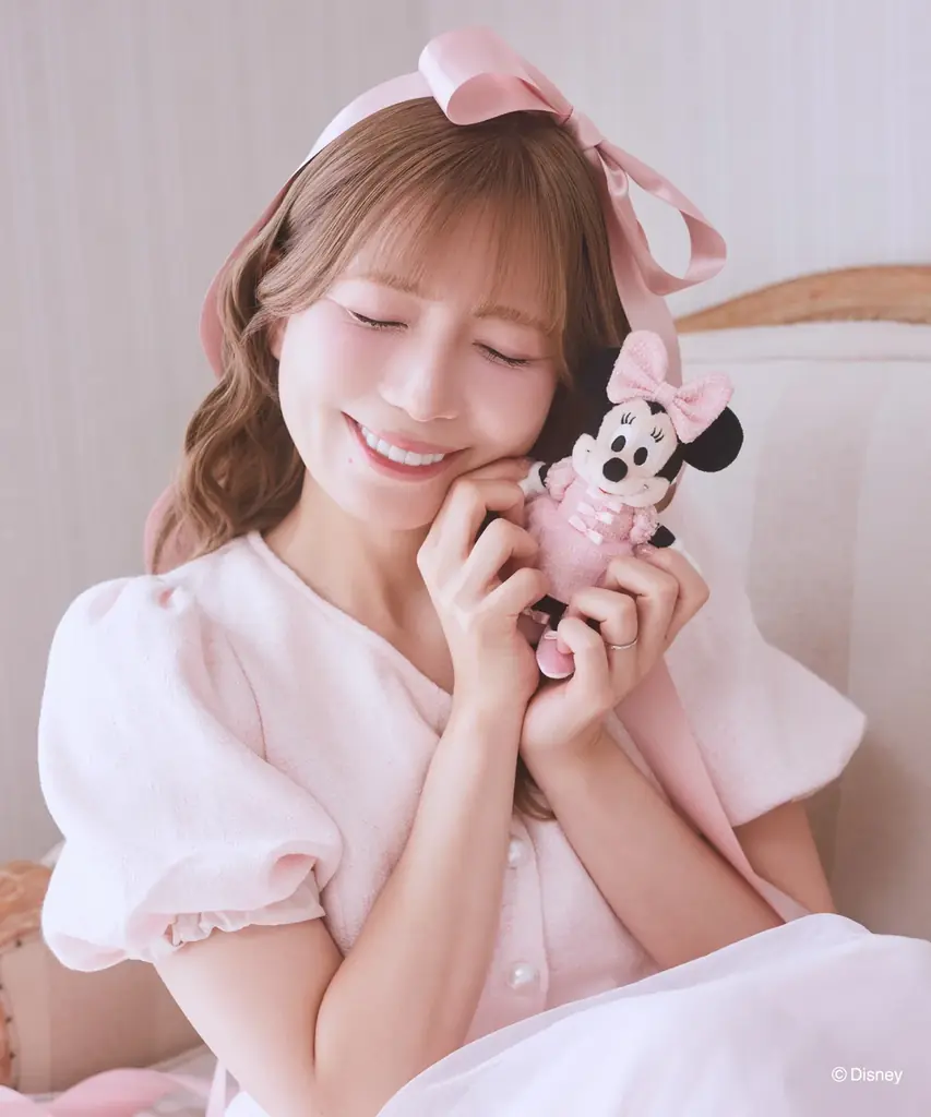 Areeamから「ミニーマウス」のぬいぐるみマスコットが初登場！7月21日(火)よりルミネエスト新宿POPUP ストアにて数量限定で先行販売 画像 4
