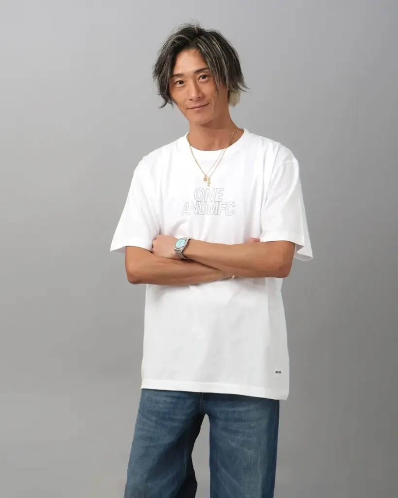 この夏、唐津でバグろ。海・音楽・花火。全部、やりすぎの一日。ビーチイベント「Grand Blue 2026」今年も開催！元E-girls鷲尾伶菜の出演、峰竜太のバナナボート体験も。 画像 13