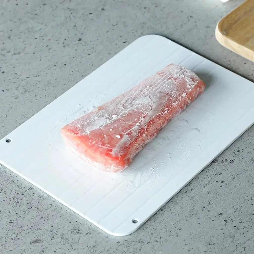 【KEYUCA】朝のお弁当づくりの4つの“面倒”を減らす。2品同時調理で時短を叶える「仕切り付きフライパン」が新発売 画像 13