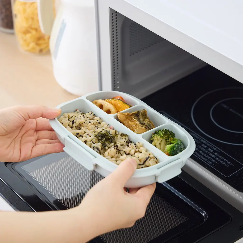 【KEYUCA】朝のお弁当づくりの4つの“面倒”を減らす。2品同時調理で時短を叶える「仕切り付きフライパン」が新発売 画像 9
