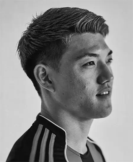 Indeed 新TVCM プロサッカー選手 堂安律さんと、兄・堂安憂さんが初共演 夢を叶えるために、誰よりも努力を重ねてきた堂安律さんの素顔を 一番近くで見てきた存在、兄・堂安憂さんが語る 画像 4