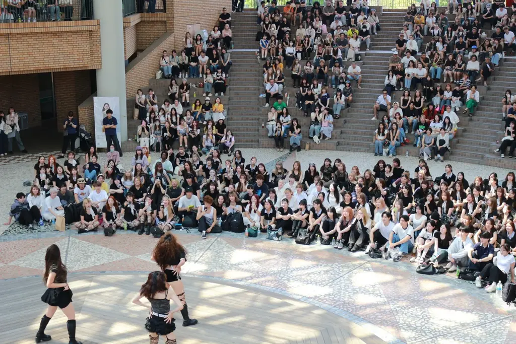 【関西外国語大学】銀シャリさん、椿鬼奴さんら出演の「お笑いライブ」申し込み受付中　6月28日に文化フェスを開催します 画像 3