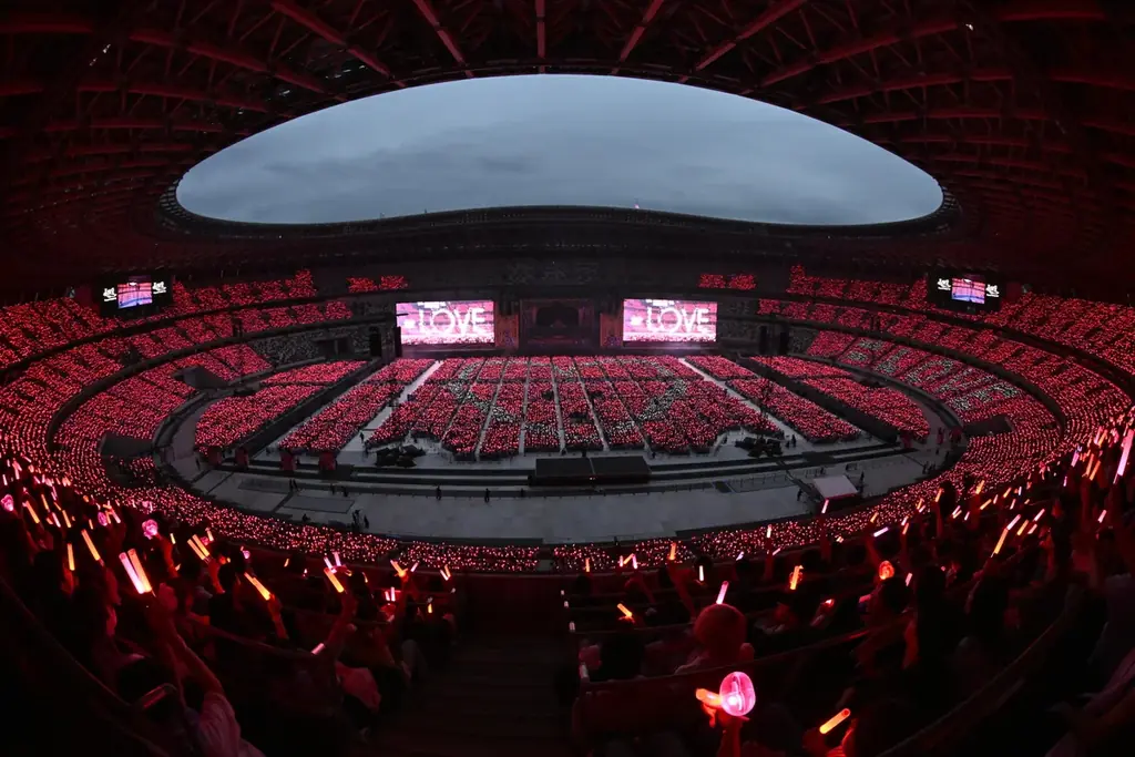 ＝LOVE　東京都・MUFGスタジアム（国立競技場）にて、＝LOVE史上最大動規模となる＝LOVE STADIUM LIVE「Beyond “KYUN”♡」公演を開催！！ 画像 6