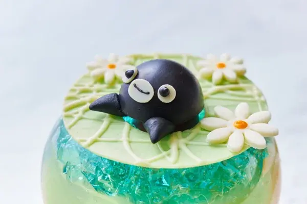 【ホテルメトロポリタン】今年も登場！食べるのがもったいない！Suicaのペンギンがキュートに飛び出すメロンゼリー 画像 2