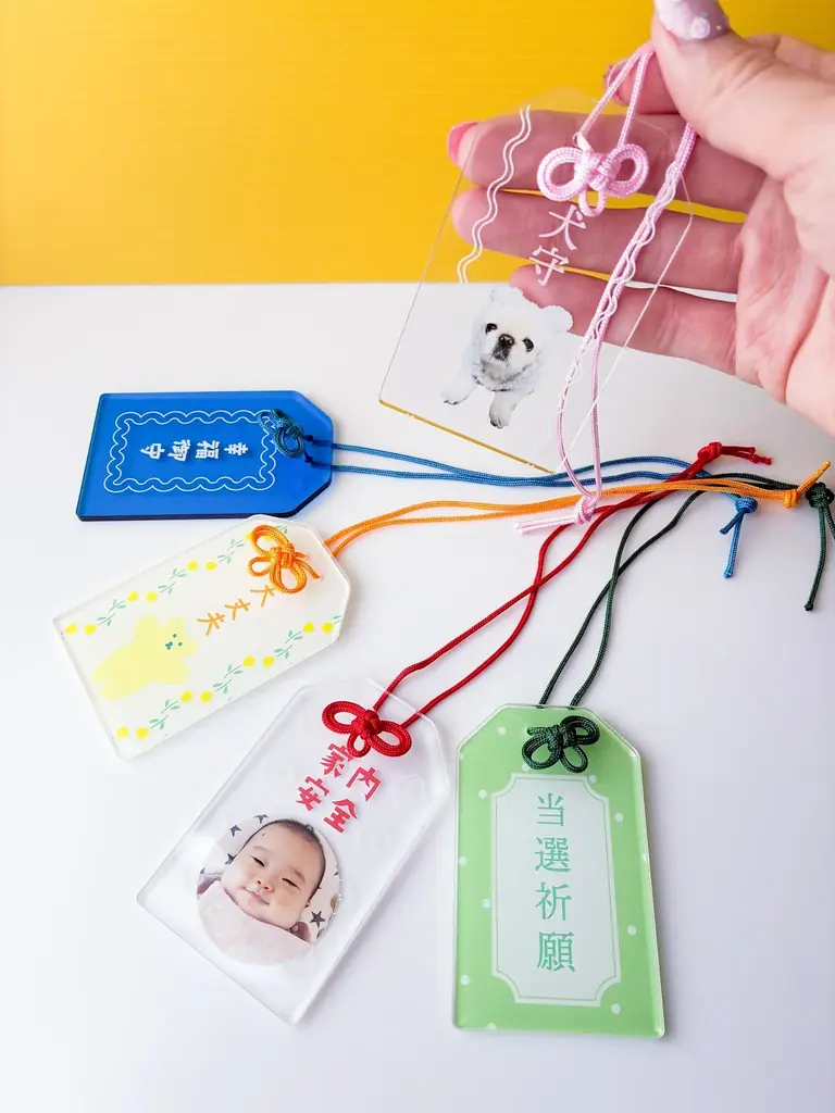 ME-Q、写真キーホルダー特集ページを刷新　1個から作れる作成ガイド・用途別の選び方・FAQを拡充し、10％OFFクーポンも配布 画像 7