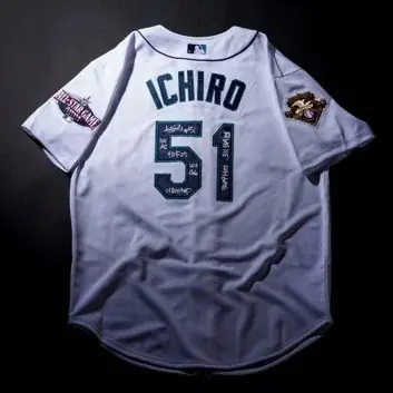 大谷翔平選手のサイン入りボールをポイント交換で入手可能！ダイナースクラブ、ポイント交換賞品にコレクター垂涎の稀少品＜スポーツメモラビリア＞をラインナップ 画像 3