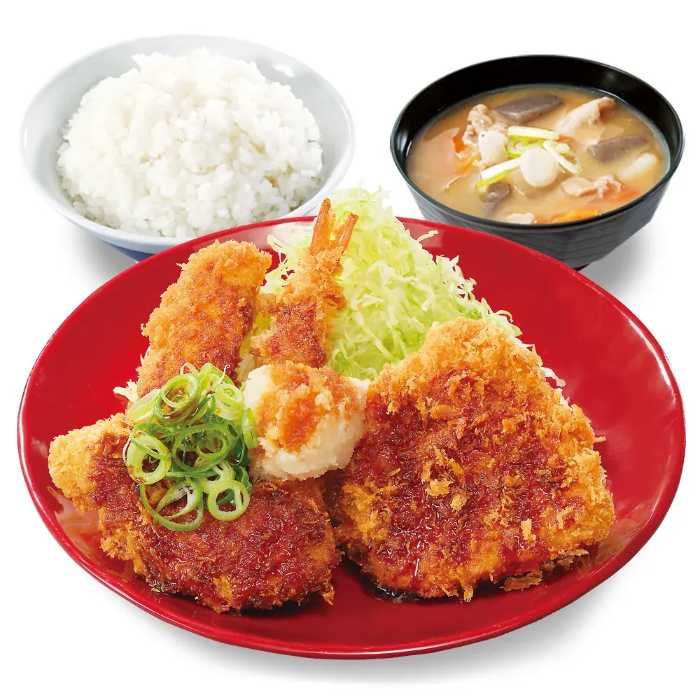 海鮮も肉も。どちらも主役の欲張り丼。「海鮮三種とロースの醬油カツ」かつやで販売開始！ 画像 3