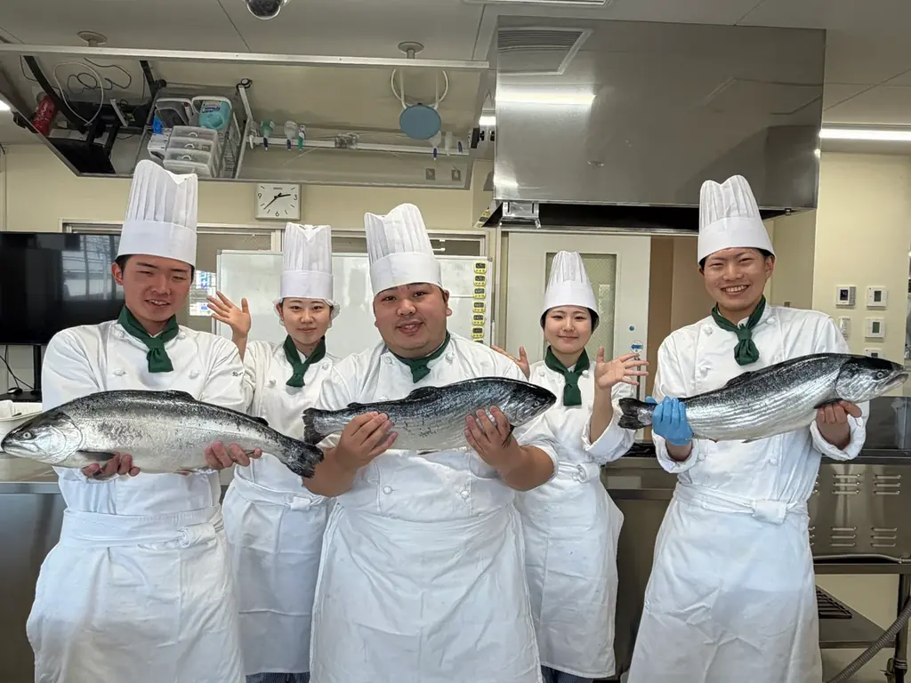 【南三陸】学生考案の養殖ギンザケ料理を無料提供！「南三陸発・養殖ギンザケ食体験フェア」を開催します 画像 2