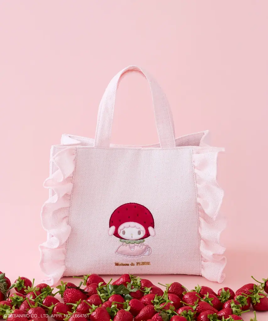 【Maison de FLEUR】「マイスウィートピアノ」のお誕生日をお祝い！いちごのずきんをまとった愛らしい姿が魅力のアイテムが7月4日(土)発売 画像 2